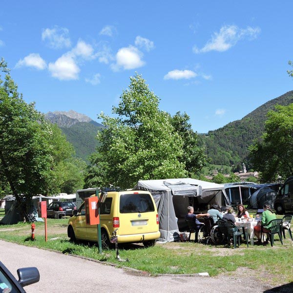 Camping al Lago - Pitches